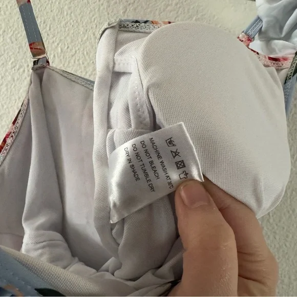 Chicwish Ruffled Floral Shirring Swim One-Piece Large NEW Soft Girl Romantic - Picture 11 of 15